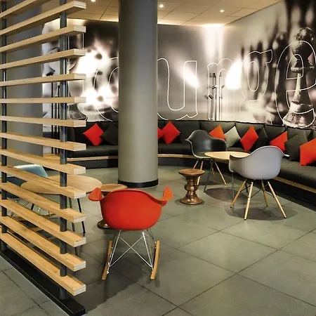 Ibis Off Grand'place Hotel 3*