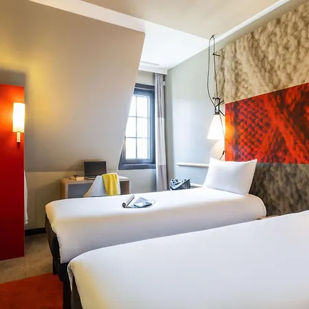 Hotel Ibis Off Grand'place 3*