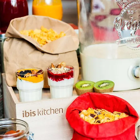 Ibis Off Grand'place Hotel 3*